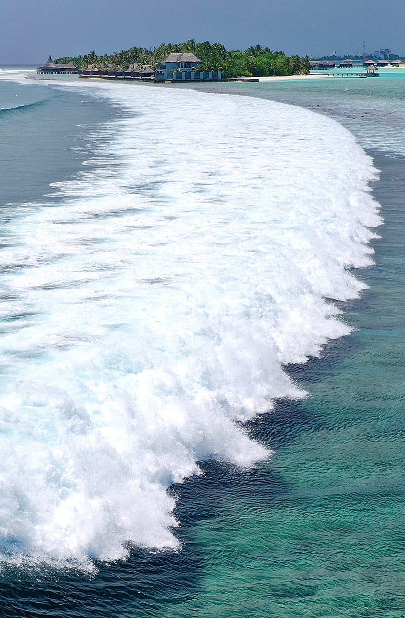 Waves Bright , foam crystal clear water clouds sky, nature, ocean beach lagoon maldives sunny summer travel luxury resorts resort sea sky high quality ultra landscape nature beautiful resorts, sea, surf, surfing, tropical island paradise, waves, HD phone wallpaper