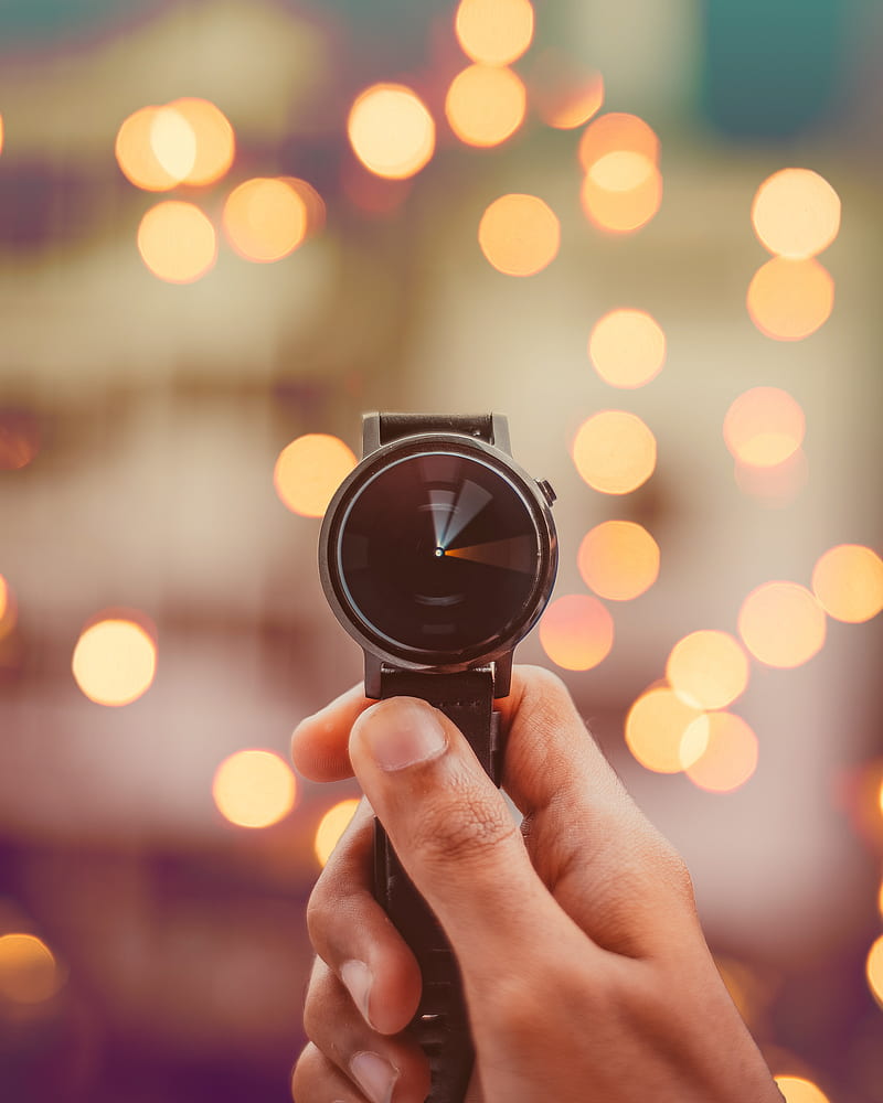 round silver-colored smartwatch bokeh graphy, HD phone wallpaper