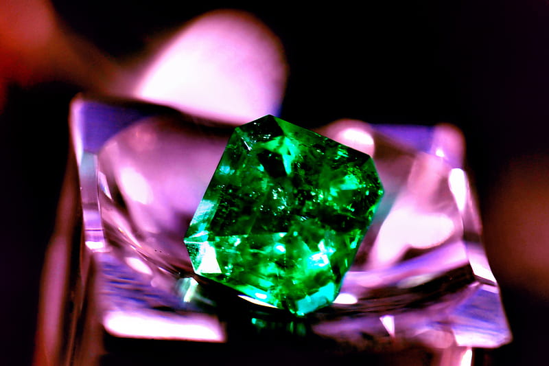 50ct Emerald, gem, HD wallpaper | Peakpx