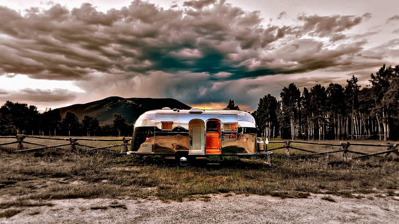 airstream trailer under stormy sky, fence, trailer, clouds, storm, meadow, motor home, HD wallpaper