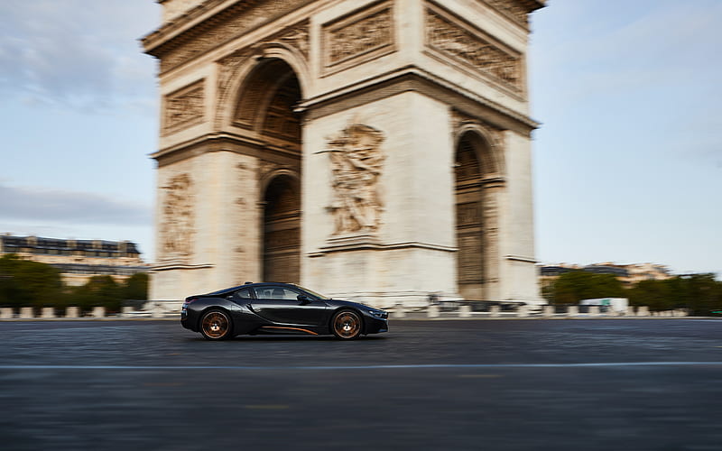 BMW i8, Ultimate Sophisto Edition, 2020, sports electric car, side view, tuning i8, black i8, Arc de Triomphe, Paris, German sports cars, electric car, BMW, HD wallpaper