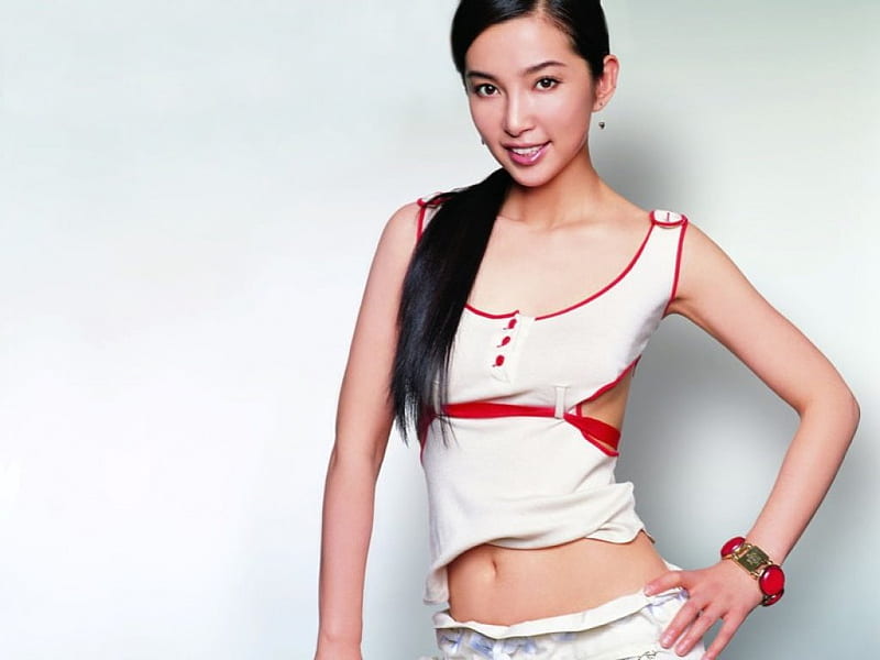 Japanese actres, tshirt, smile, model, white, HD wallpaper