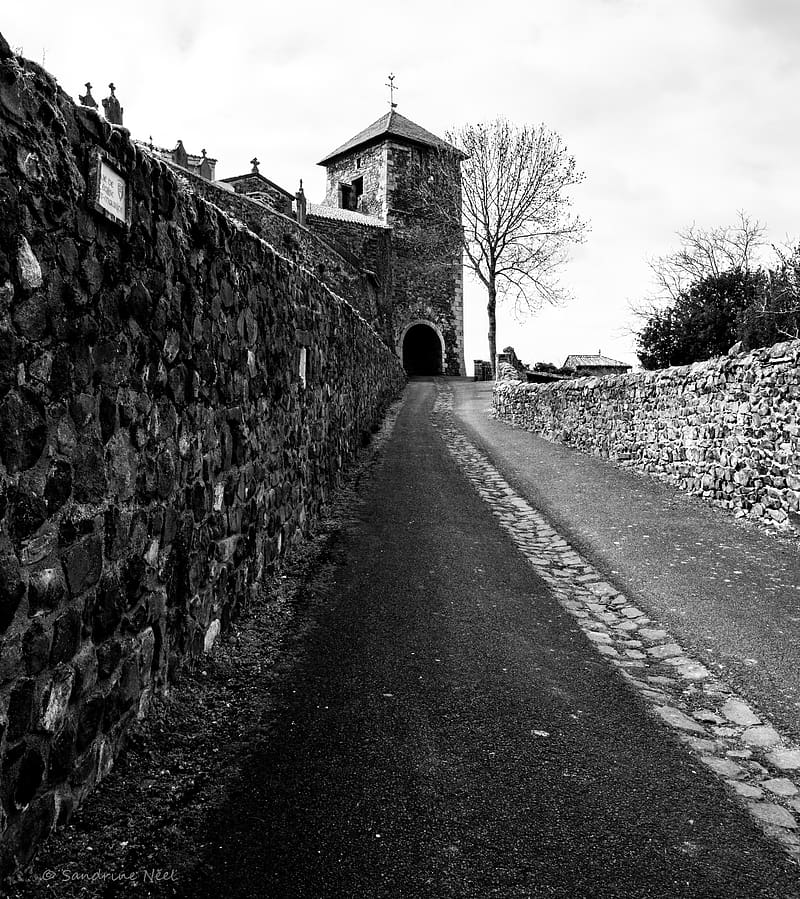 road, tower, wall, black and white, HD phone wallpaper