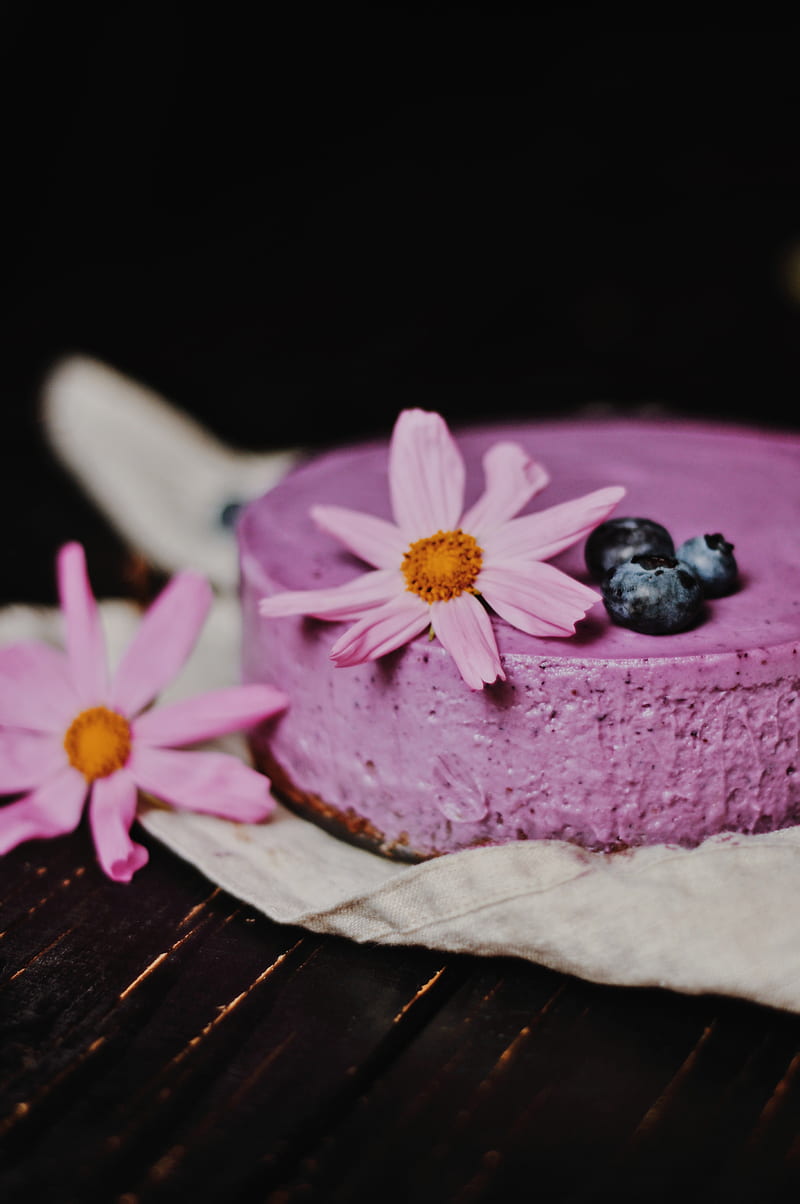 cheesecake, pie, pastries, blueberries, flowers, HD phone wallpaper