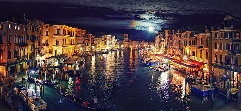 Beautiful Night in Venice, grand canal, buildings, venice, gondolas, sky, clouds, sea, italia, moon, water, splendor, beauty, nature, italy, night, HD wallpaper