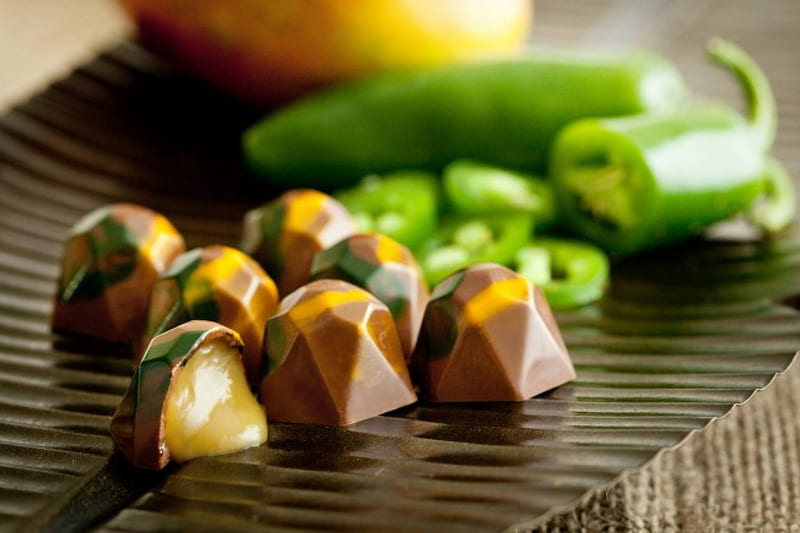 Milk chocolate with mango and jalapeño jam, candy, yummy, foods, entertainment, HD wallpaper