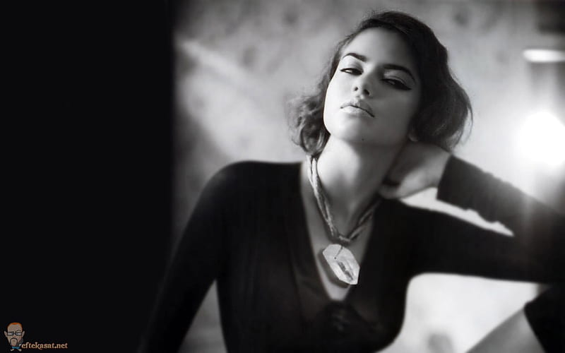 Glamorous Adriana Lima, sensual, classy, graphy, black and white, beauty, purity, HD wallpaper