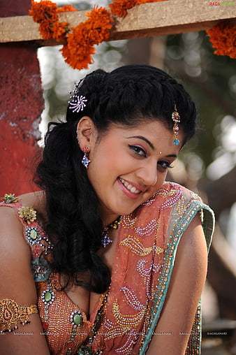 HD wallpaper taapsee beauty girl thumbnail