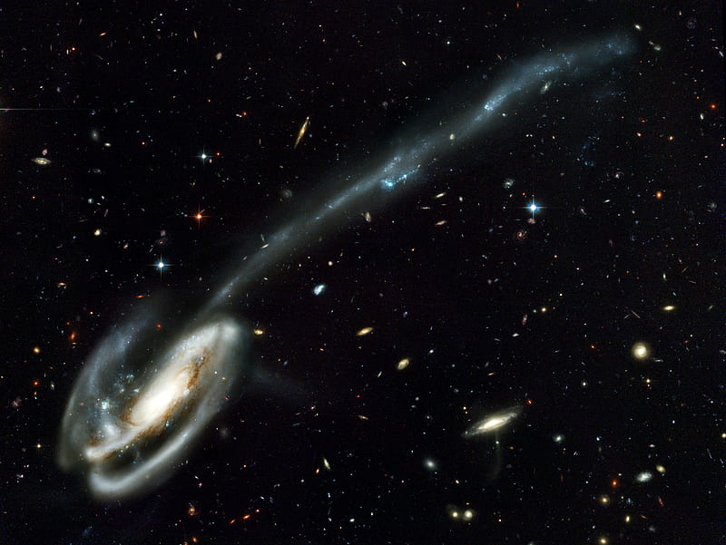 Arp 188 and the Tadpole's Tidal Tail, stars, arp 188, tail, tadpole galaxy, galaxies, HD wallpaper