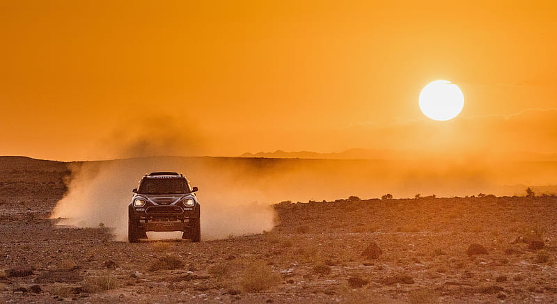 2017 MINI Countryman John Cooper Works Rally - In a Desert - Front , car, HD wallpaper