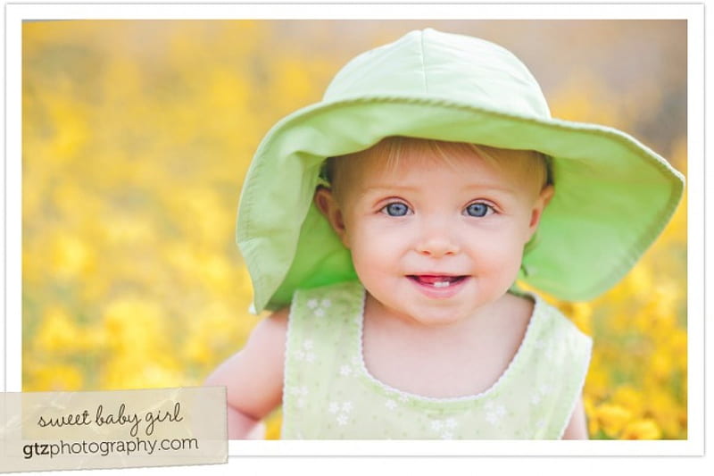 Pretty green two teeth, two teeth, lovely, yellow, blonde, smile, baby, sweet, hat, girl, green, summer, flowers, nature, fields, HD wallpaper