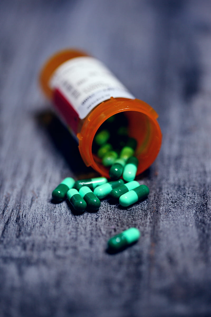 shallow focus graphy of prescription bottle with capsules, HD phone wallpaper