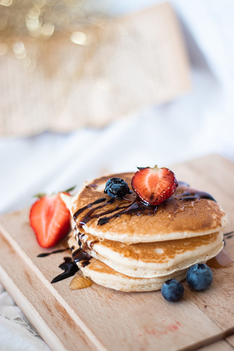 pancakes, strawberries, blueberries, berries, dessert, HD phone wallpaper