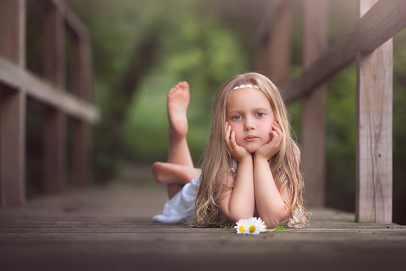 little girl, pretty, adorable, sightly, sweet, nice, beauty, face, child, bonny, lovely, pure, blonde, baby, set, cute, feet, white, Hair, little, Nexus, bonito, dainty, kid, Prone, graphy, fair, green, people, pink, Belle, comely, girl, childhood, HD wallpaper
