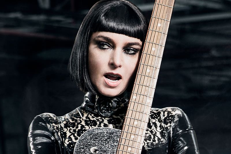 Sinead O'Connor, black, artist, brunette, face, guitar, singer, actress, woman, sinead oconnor, HD wallpaper