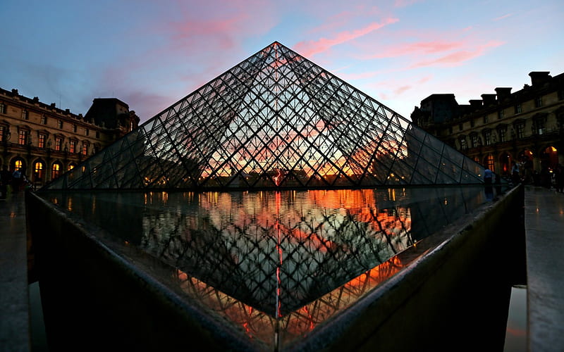 The Louvre Museum at Sunset, Paris, Reflection, Museum, Pyramid, Paris, HD wallpaper