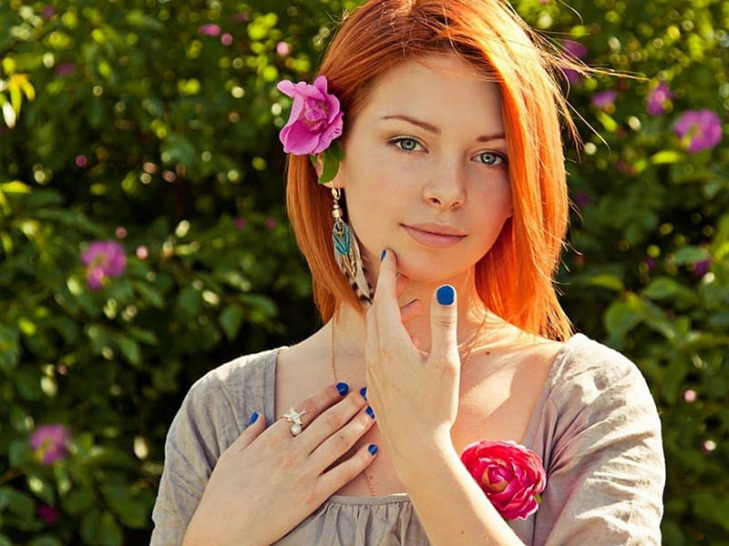 Graceful Beauty, nail polish, look, lovely, redhead, bonito, roses, blue, HD wallpaper