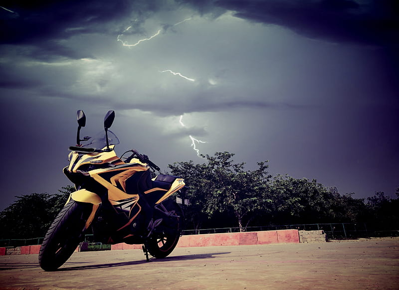 Bajaj Pulsar RS 200, adventure, bajaj pulsar, motorcycle, pulsar rs 200, esports, sports bike, yellow, yellow bike, HD wallpaper