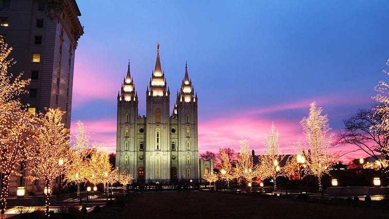 Mormon Temple at Christmas, holidays, temples, christmas, lights, HD wallpaper