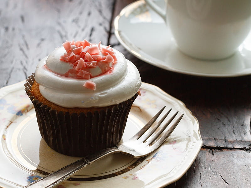 *** Cupcake and coffee ***, cupcake, coffee, food, fresh, HD wallpaper