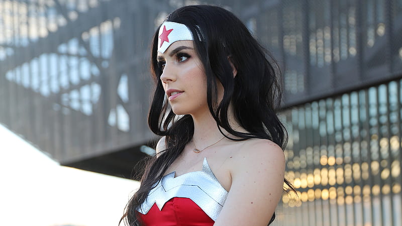 New Wonder Woman Cosplay, wonder-woman, superheroes, cosplay, HD wallpaper