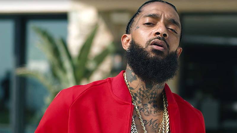 Nipsey Hussle Is Wearing Red Coat And Having Tattoos And Chains On Neck In A Blur Background Music, HD wallpaper