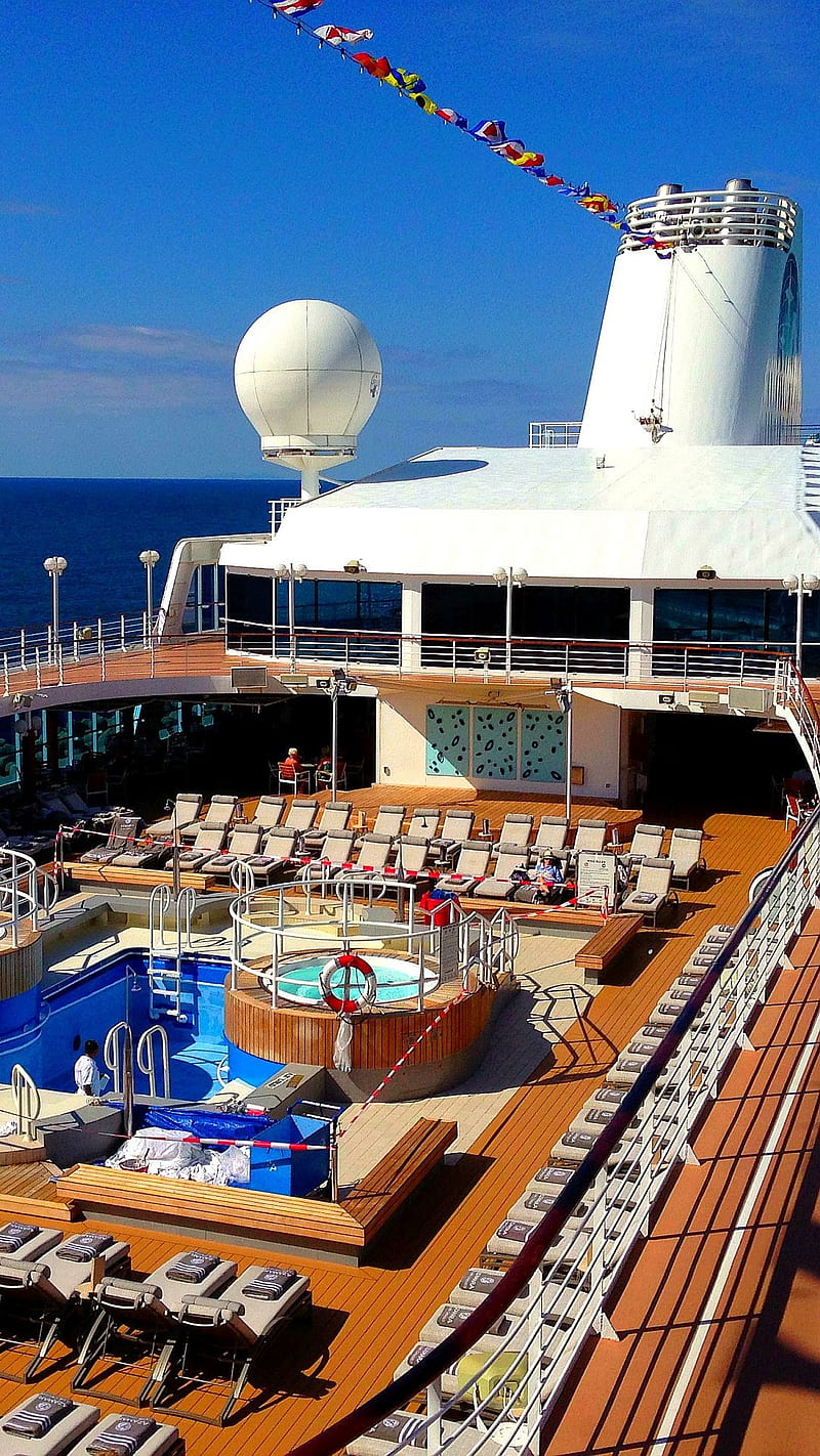 Cruise Ship, at sea, beautiful day, deck chairs, pools, spas, HD phone wallpaper