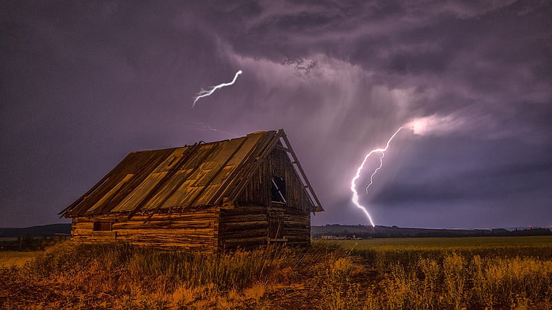 Stormy Prairie Sky, prairie, cabin, sky, storm, barn, vintage, field, Firefox theme, homestead, lightning, HD wallpaper