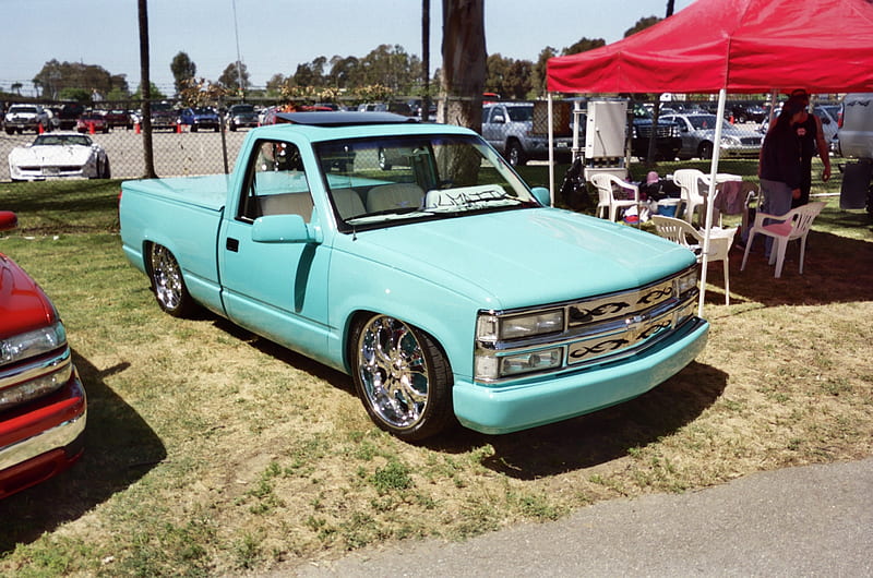 LIGHT BLUE CHEVY SHOW TRUCK, outside, show, chevy, blue, pickup, HD wallpaper