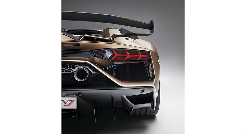 2020 Lamborghini Aventador SVJ Roadster - Tail Light, car, HD wallpaper