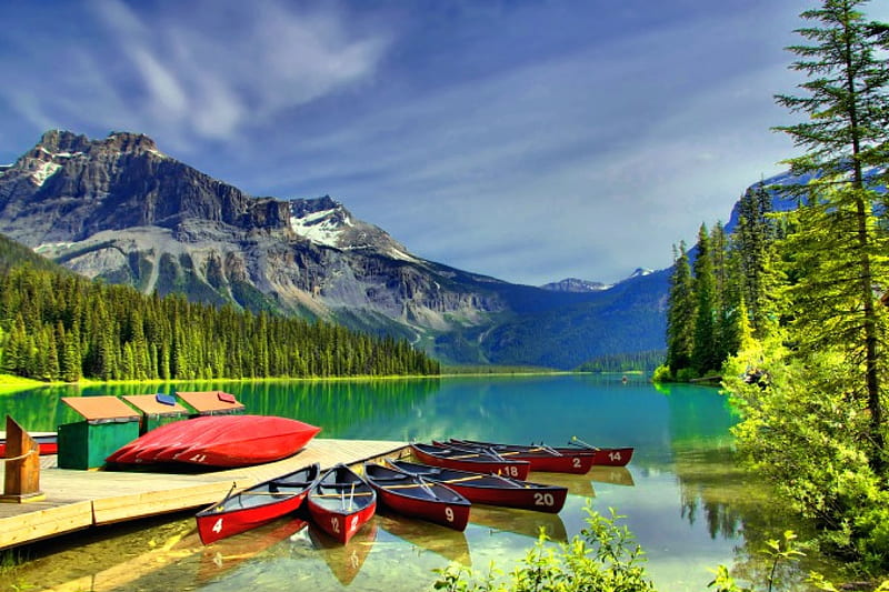 Emerald lake, shore, bonito, mountain, calm, boats, dock, Canada, hills ...