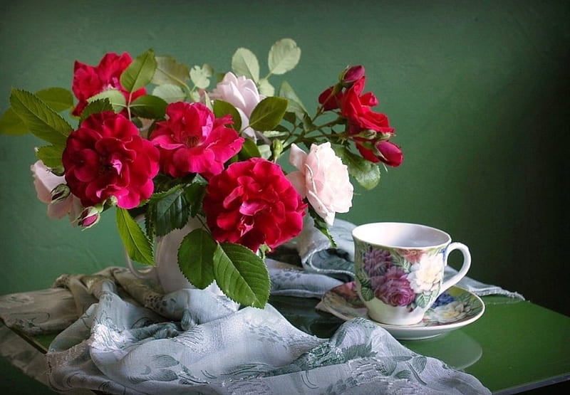 Roses, red, table, colorful, time, vase, tea, still life, cup, flowers, drink, nature, white, HD wallpaper