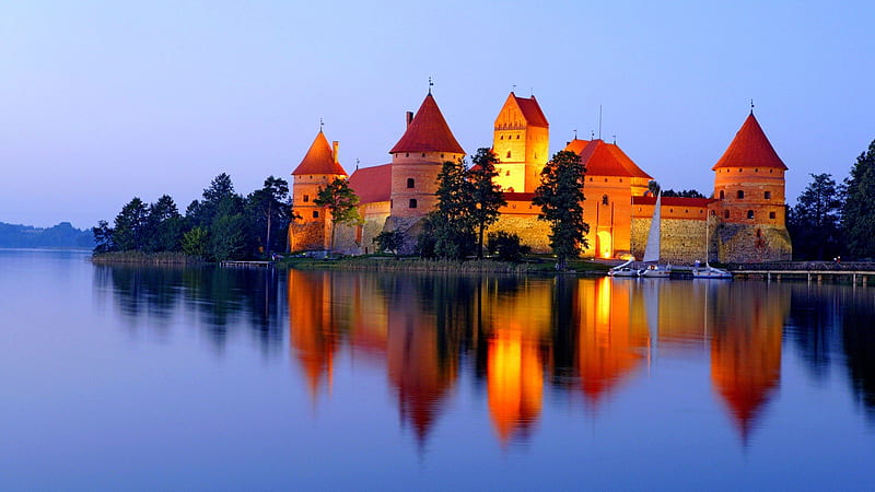 THE CASTLE, architecture, dusk, lake, lake galve, medieval, lithuania, history, castle, baltic states, HD wallpaper