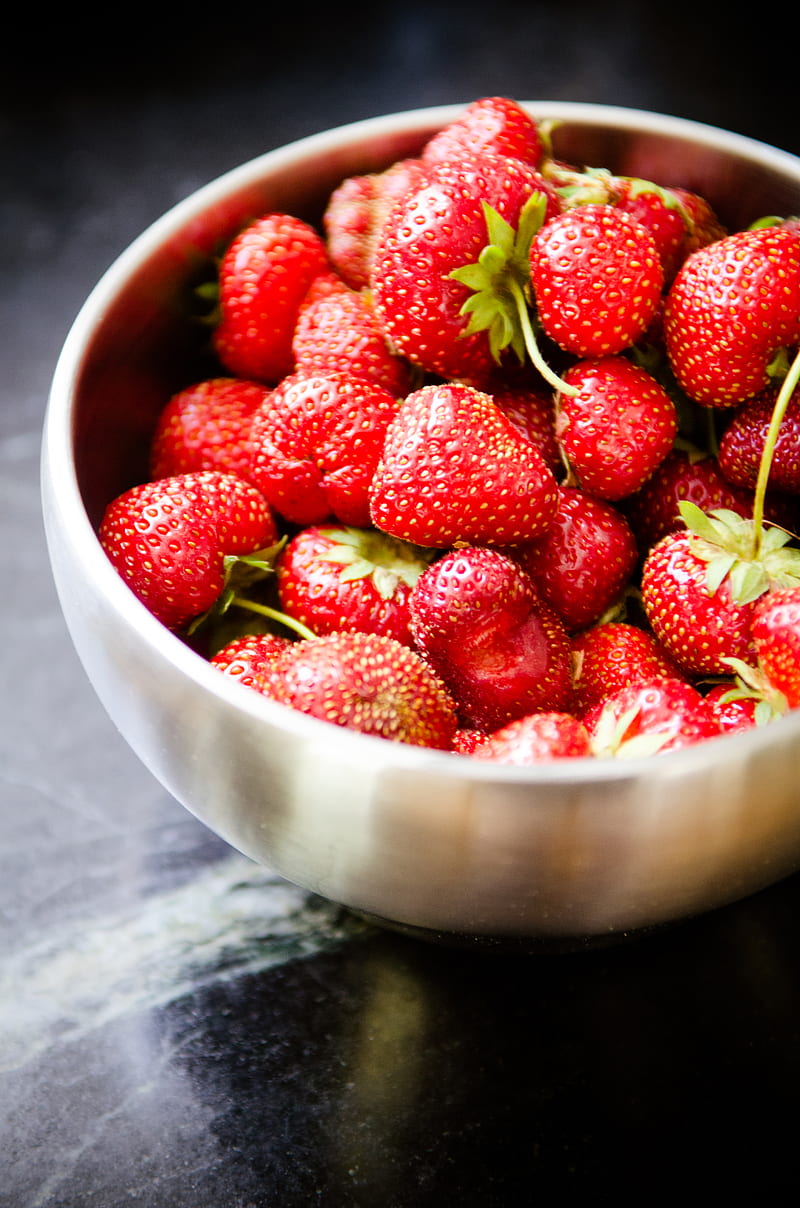 strawberries, berries, bowl, food, HD phone wallpaper