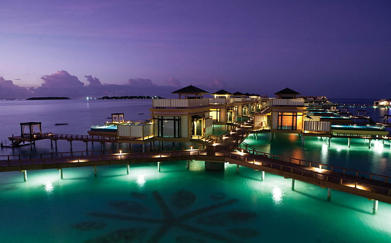 Evening Lights At The Resort, resort, Maldives, travel, bonito, clouds, sea, beach, clear green water, paradise, vacations, wooden walkway, tropical, HD wallpaper