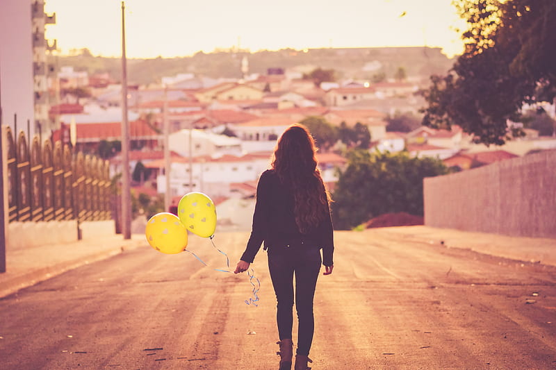 Girl With Balloon Walking Away, girls, model, balloons, balloon, HD wallpaper