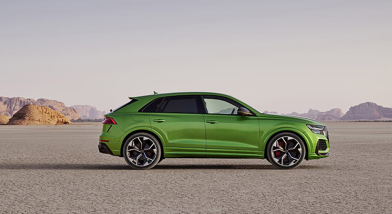 AUDI RS Q8, COR VERDE JAVA. A - SHIFT CAR Veículos