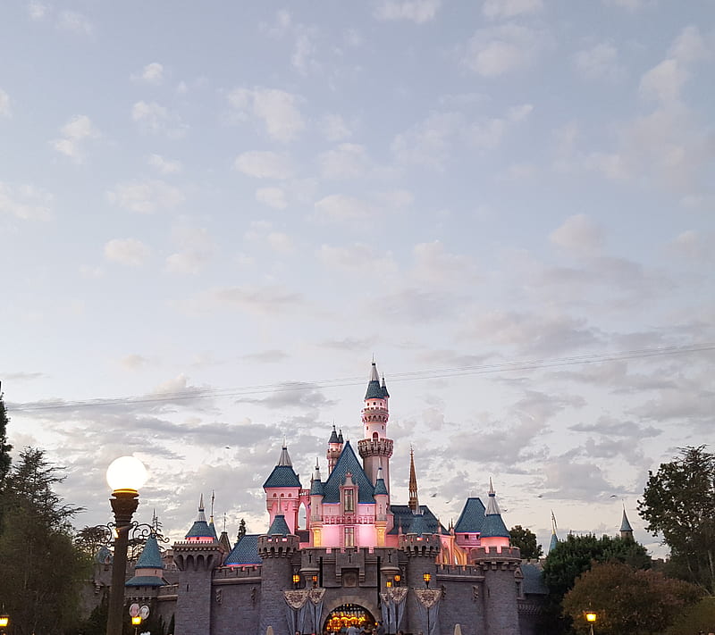 Disneyland Castle, anaheim, blue, ca, california, clouds, disney, evening, fairy, family, fun, happy, kingdom, magic, night, pink, resort, skies, sky, spires, vacation, HD wallpaper