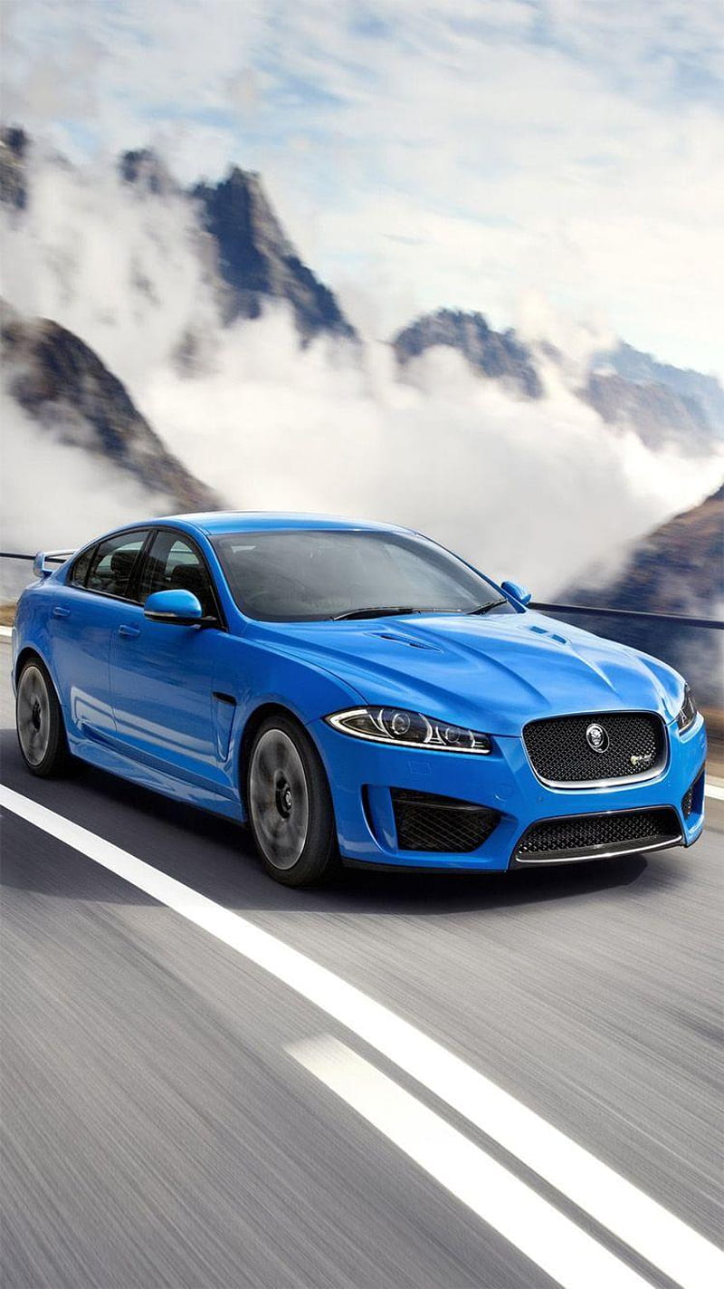 Đánh giá Jaguar XF R-Sport: Khi “báo đốm” thức giấc