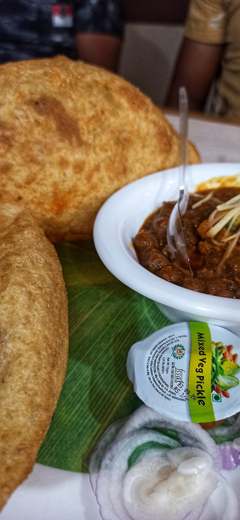 Chole Bhature, breakfast, food, foodie, street food, HD phone wallpaper