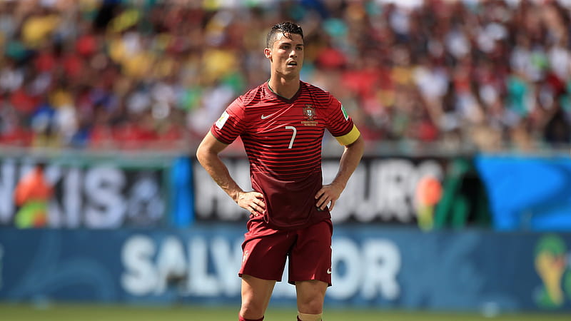 Cristiano Ronaldo Is Standing In Blur Audience Background Wearing Red Sports Dress Ronaldo, HD wallpaper