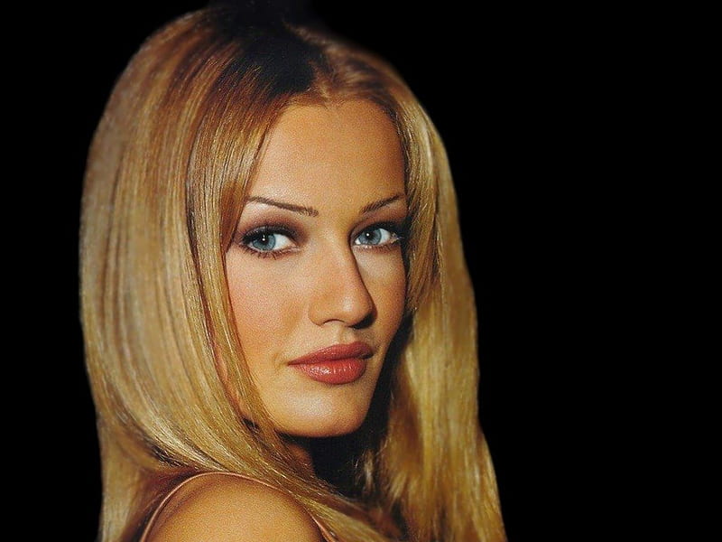 Karen Mulder, sensual, pretty, blond, bonito, woman, graphy, supermodel, famous, beauty, glamour, face, blue eyes, red lips, celebrity, tempting, sexy, lips, 90s, body, fashion, HD wallpaper