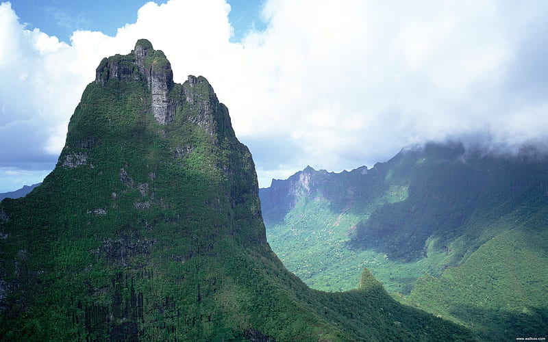 cloud-shrouded peaks of Tahiti, HD wallpaper