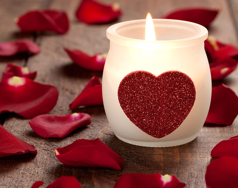 Romance, with love, red, pretty, rose, bonito, love, arrangement, flowers, beauty, light, wood, valentines day, candle, lovely, romantic, corazones, roses, abstract, candles, glass, rose petals, heart, nature, petals, HD wallpaper