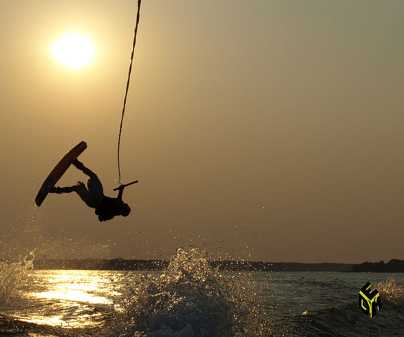 Wake Boarding Sun, boat, dem, lake, pro, esports, wakeboarder, water, HD wallpaper