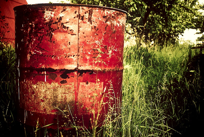 brown metal barrel on grass field, HD wallpaper
