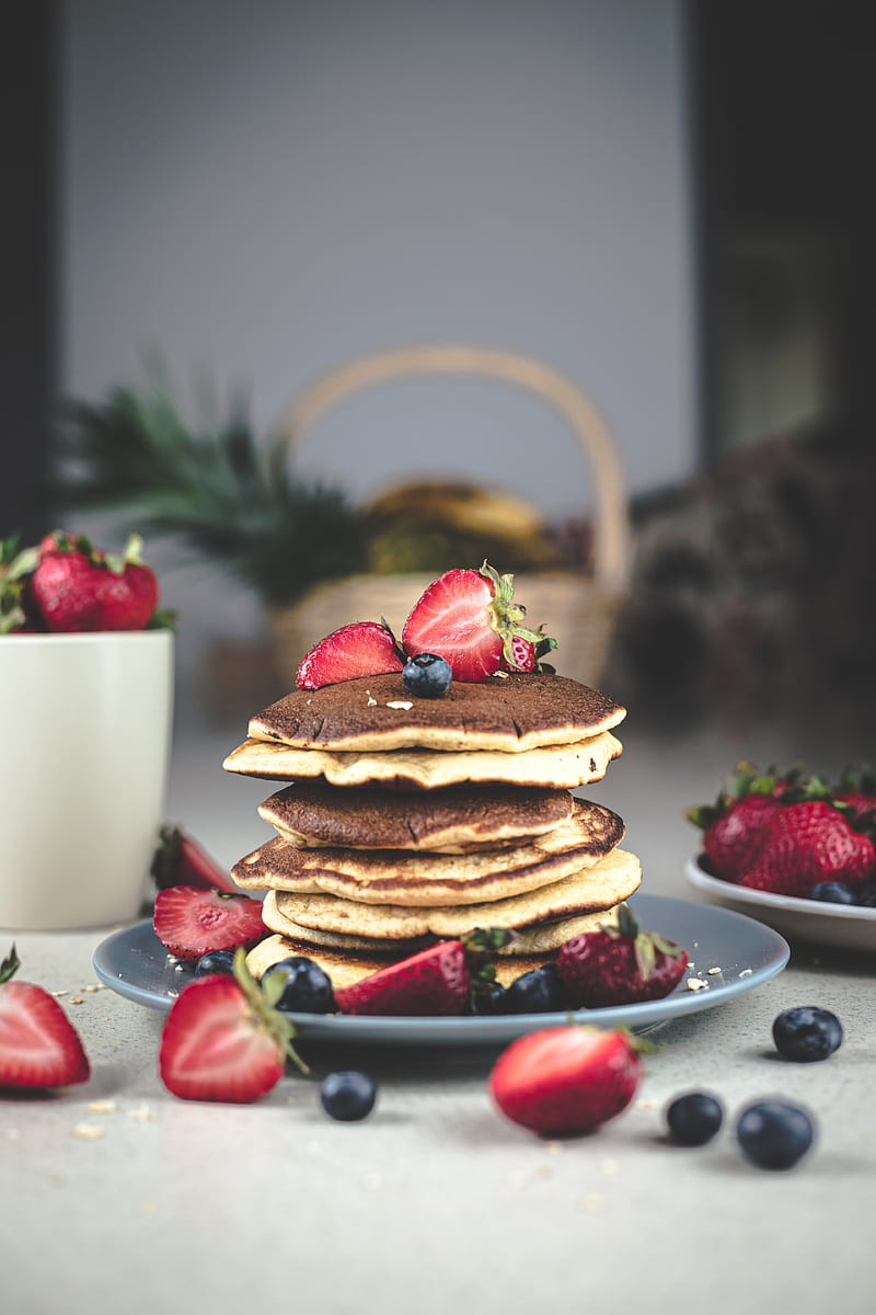 pancakes, dessert, pastries, strawberries, blueberries, breakfast, HD phone wallpaper