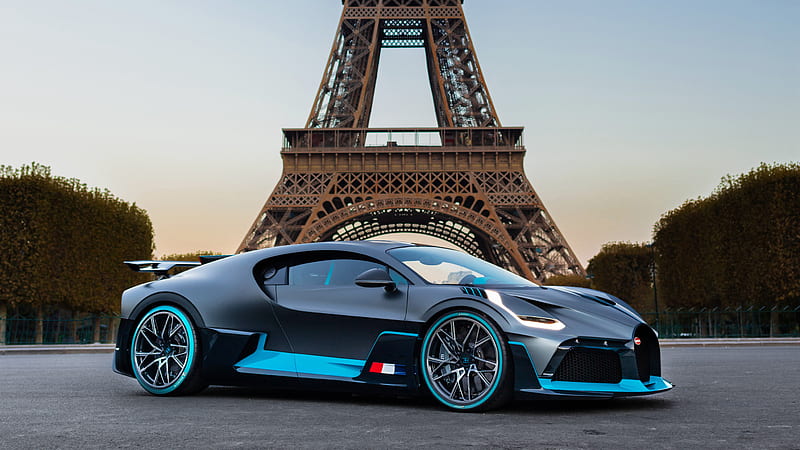Bugatti Divo In Paris France, bugatti-divo, bugatti, 2018-cars, carros, HD wallpaper