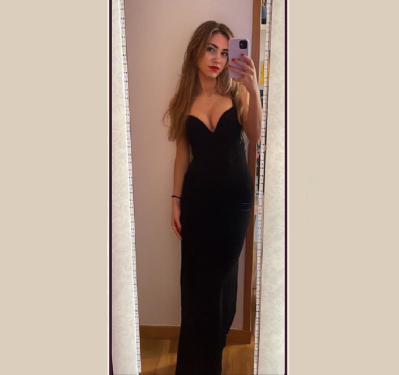 Brunette in black evening dress, black dress, broad straps, long, brunette, low cleavage, HD wallpaper
