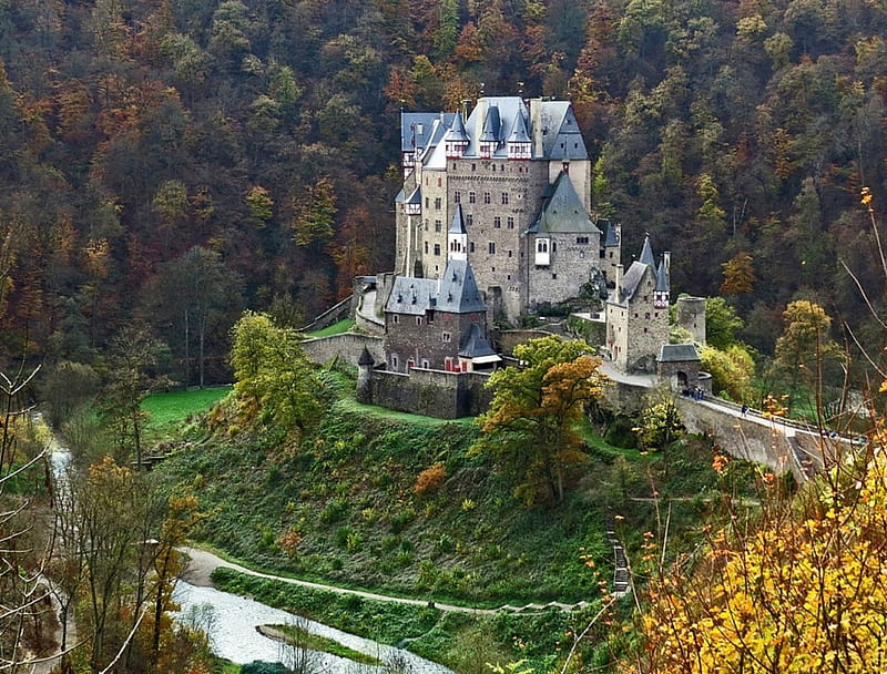 Castle in Fall, Fall, White, Castle, Moat, HD wallpaper
